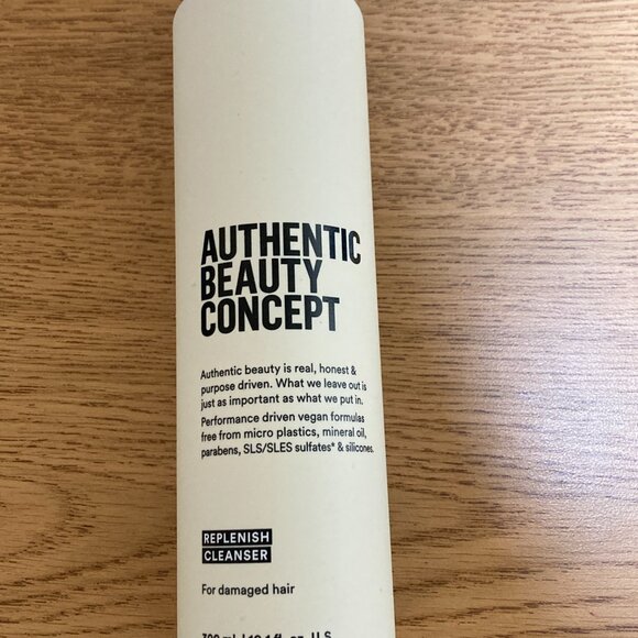 Authentic Beauty Concept Shampoo and Conditioner - Picture 3 of 4